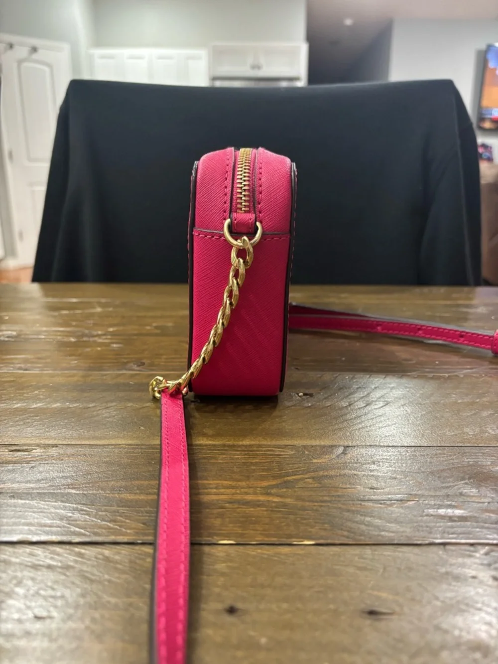 Michael Kors Jet Set Crossbody bag in Saffiano Leather